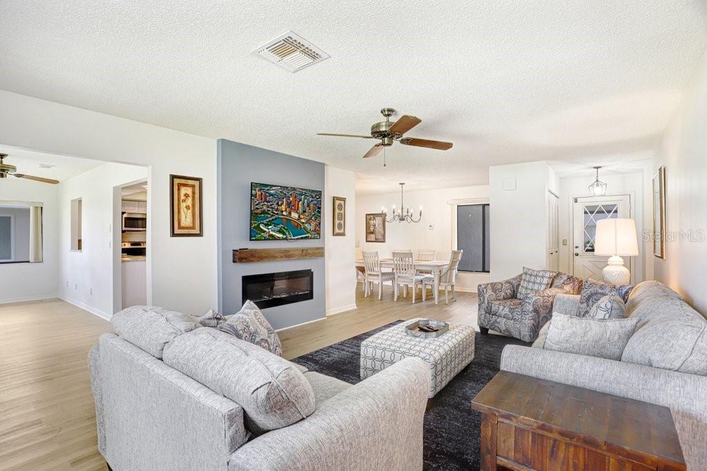 1409 INGRAM DR #75, SUN CITY CENTER, FL, 33573