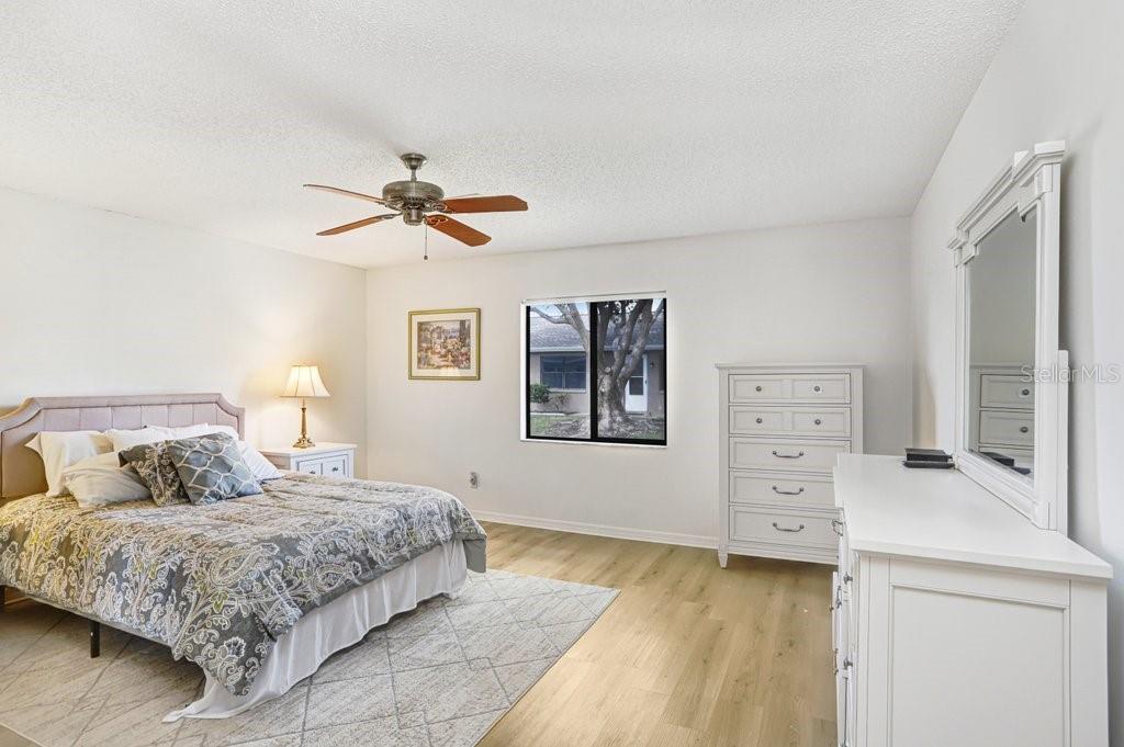 1409 INGRAM DR #75, SUN CITY CENTER, FL, 33573