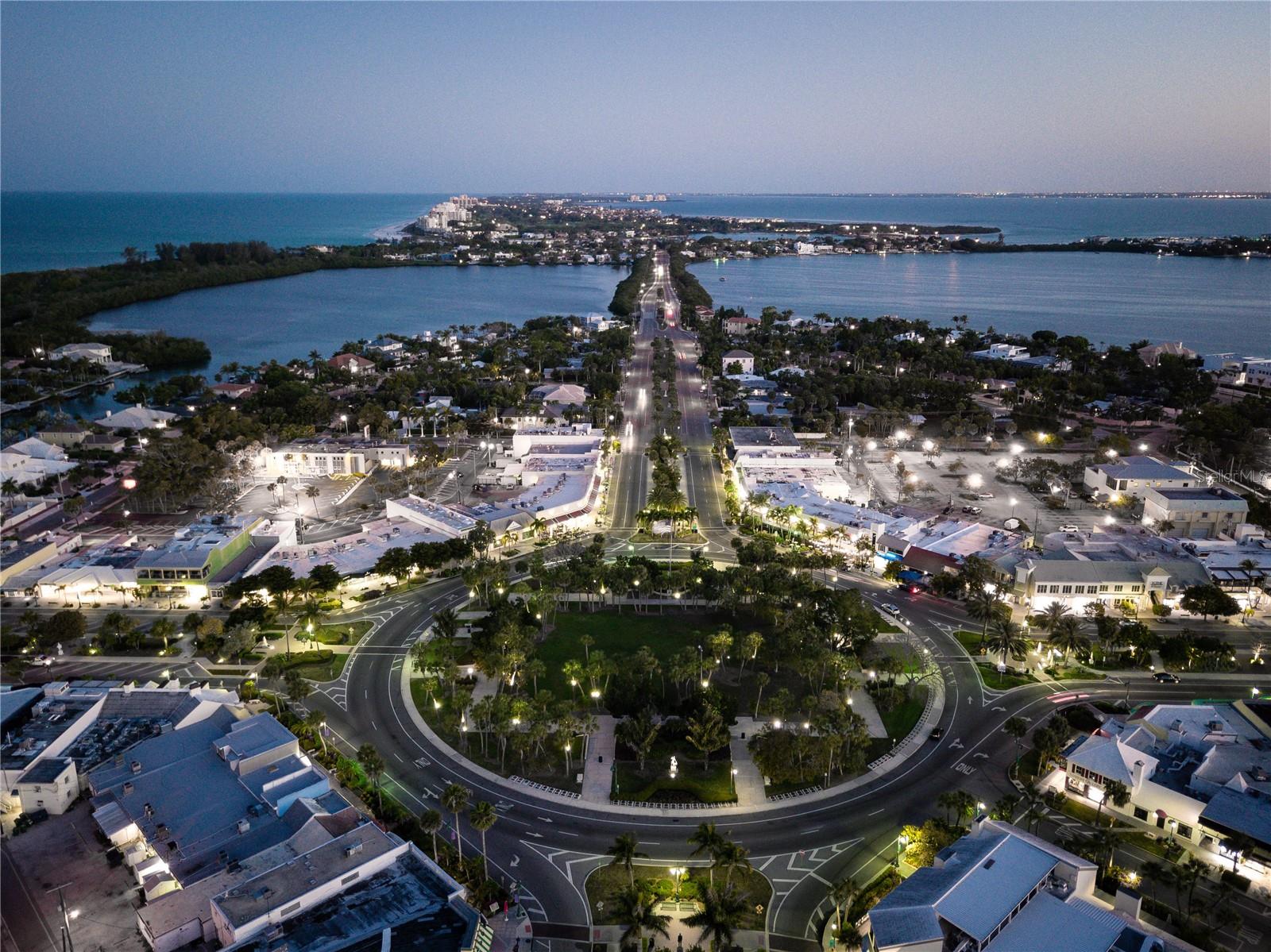 2600 HARBOURSIDE DR #C13, LONGBOAT KEY, FL, 34228