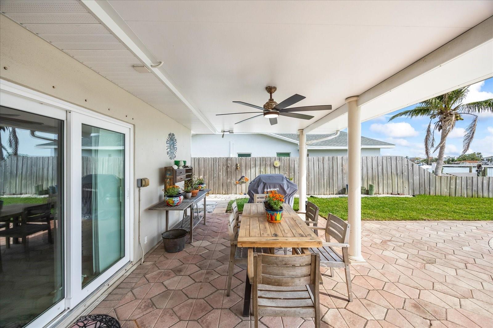7886 9TH AVE S, ST PETERSBURG, FL, 33707