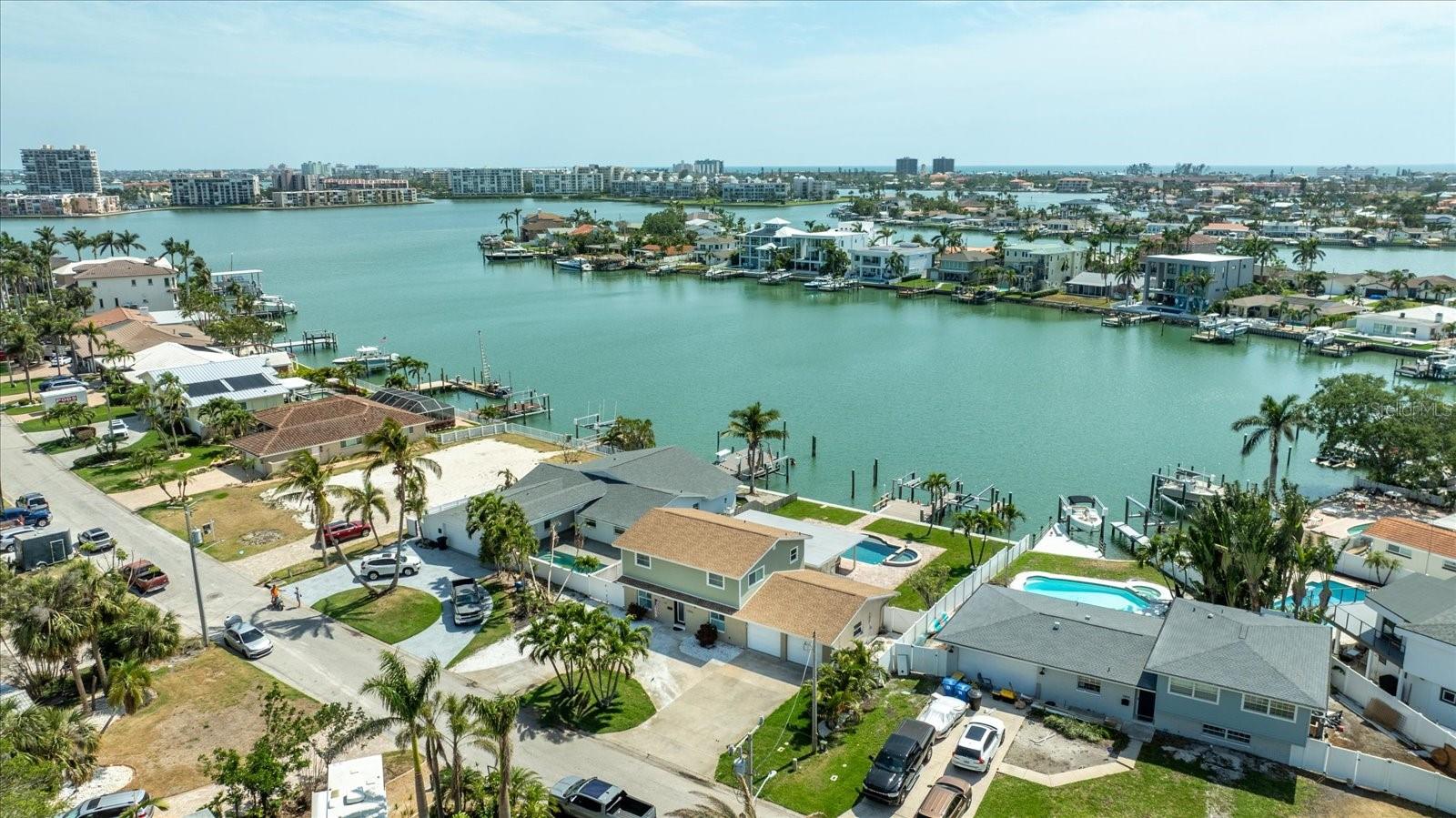 7886 9TH AVE S, ST PETERSBURG, FL, 33707