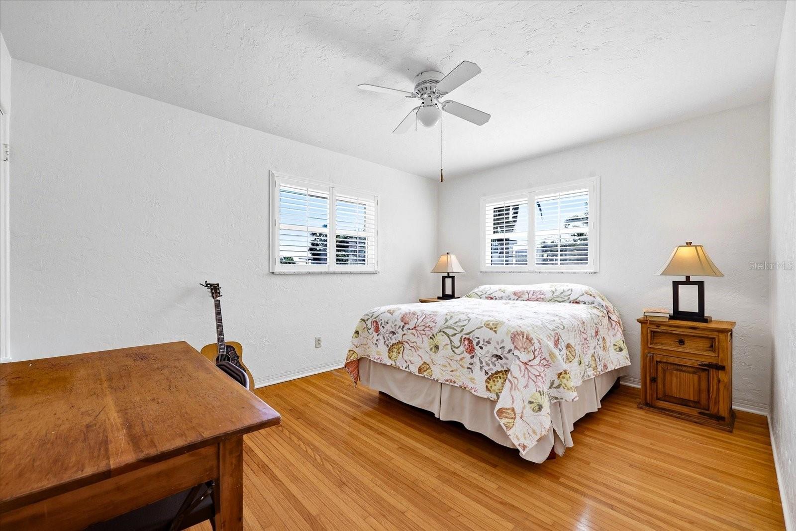 7886 9TH AVE S, ST PETERSBURG, FL, 33707
