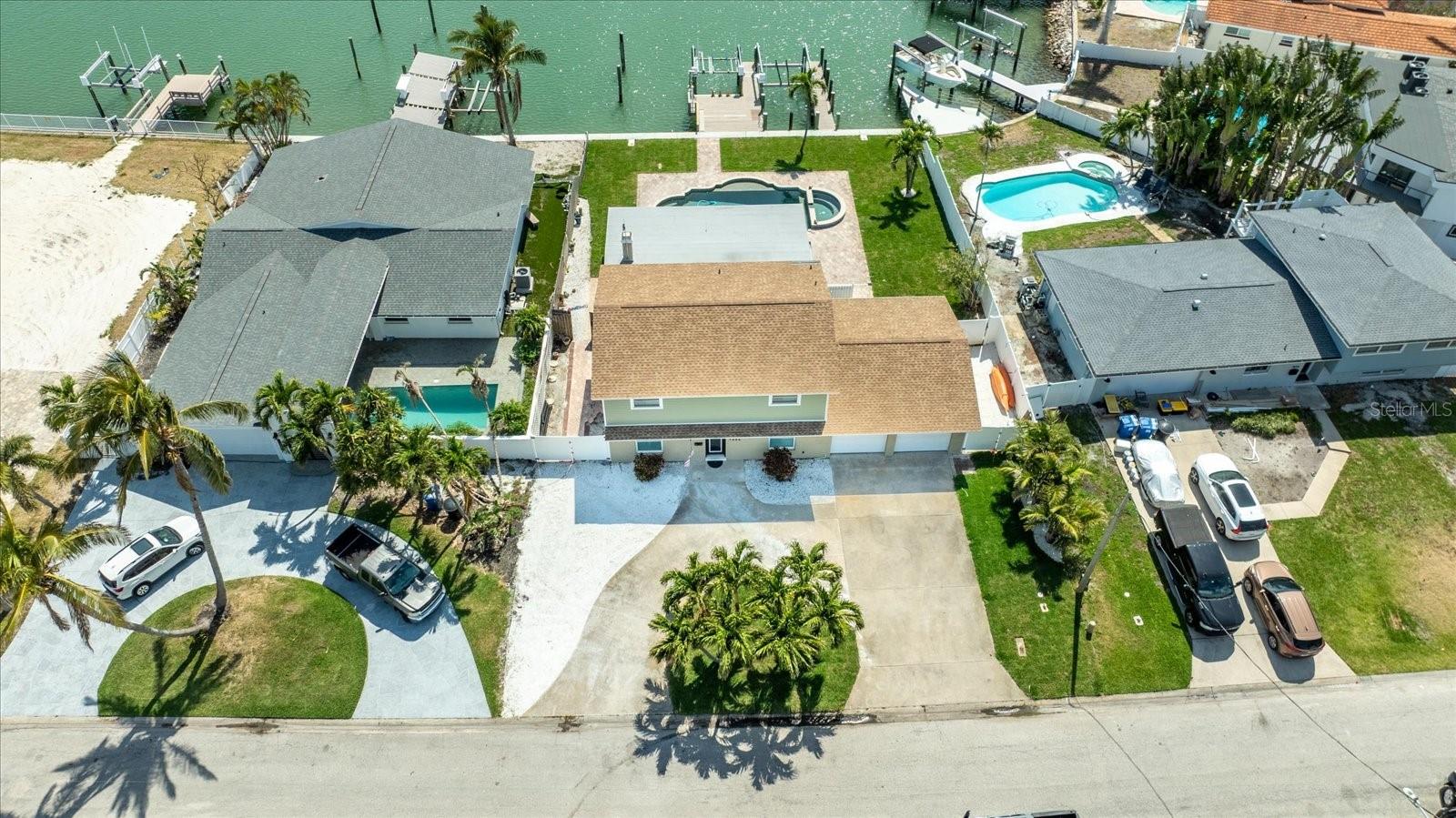 7886 9TH AVE S, ST PETERSBURG, FL, 33707