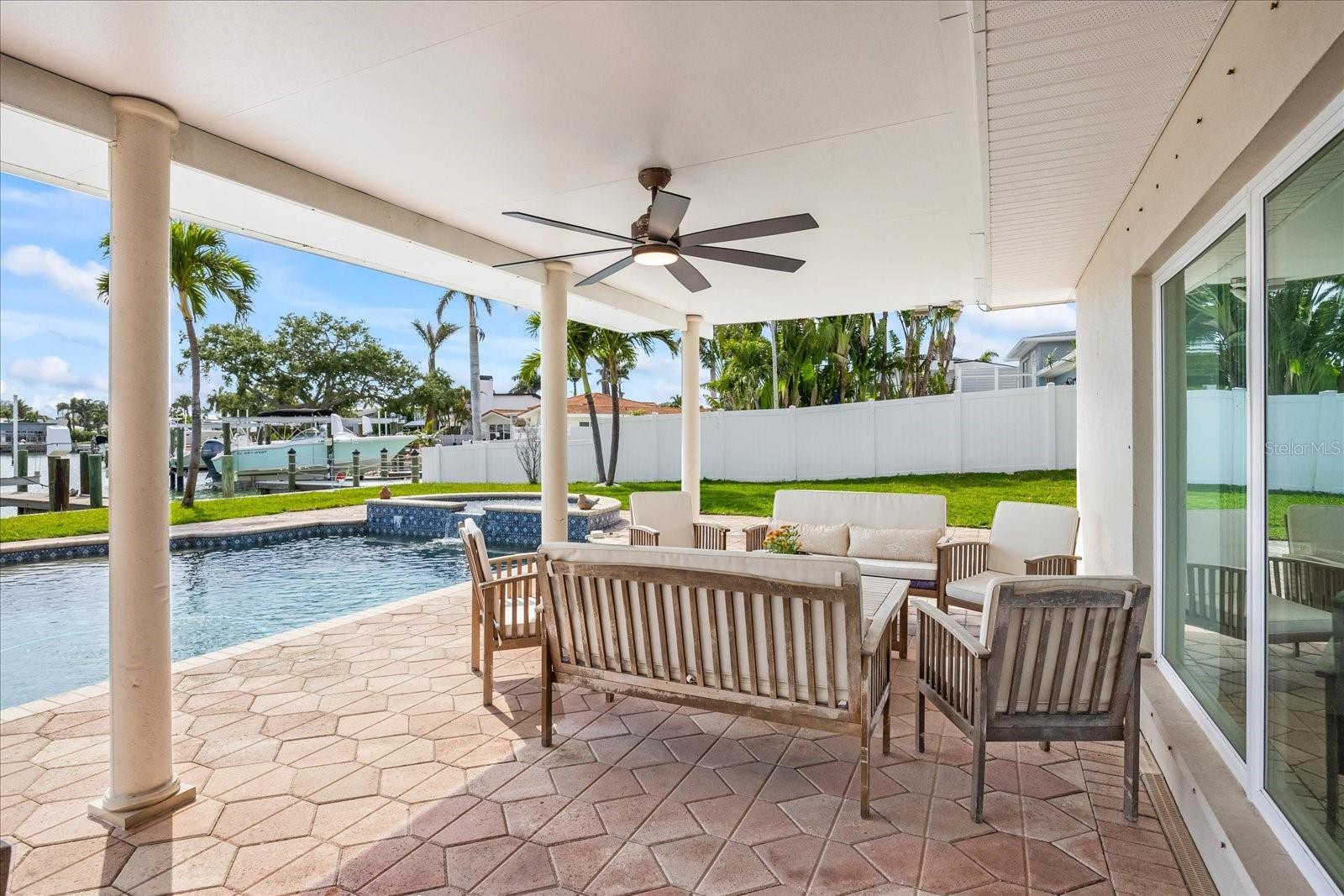 7886 9TH AVE S, ST PETERSBURG, FL, 33707