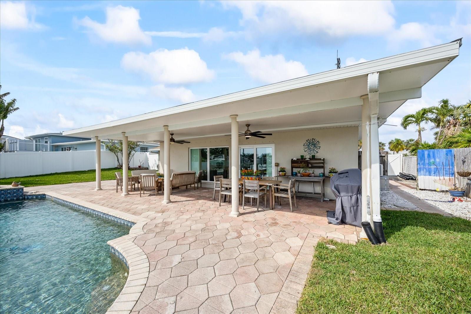 7886 9TH AVE S, ST PETERSBURG, FL, 33707