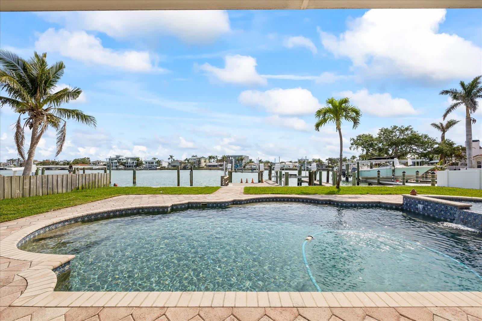 7886 9TH AVE S, ST PETERSBURG, FL, 33707