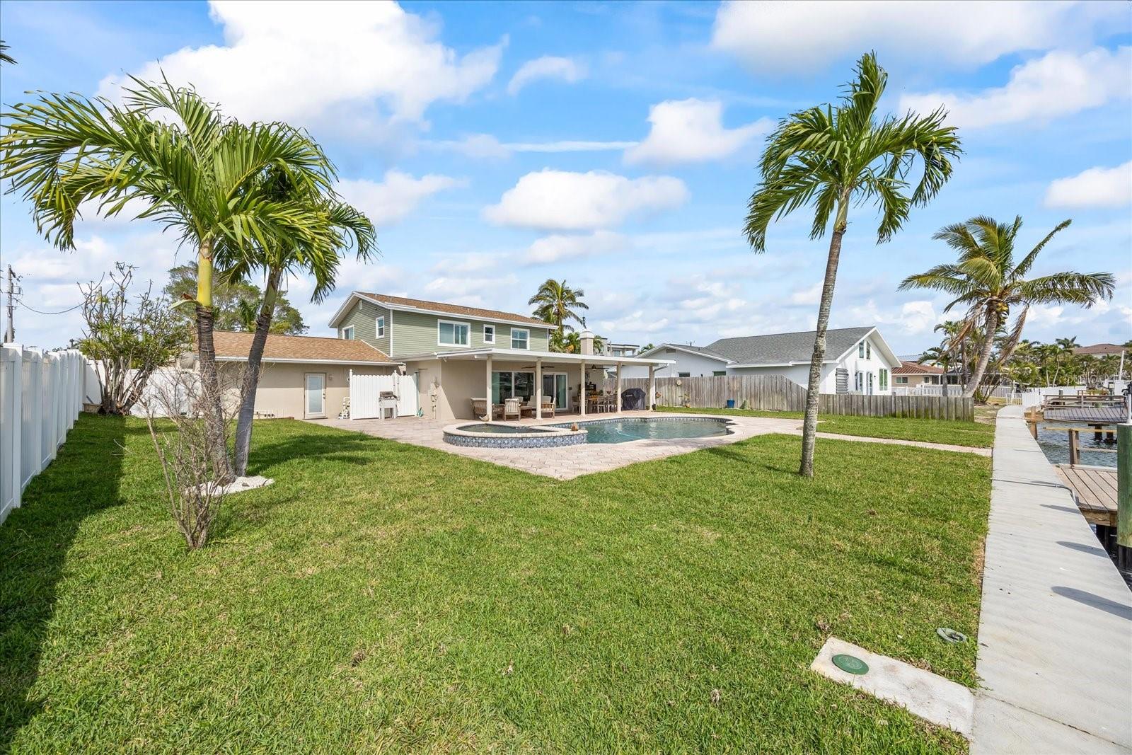 7886 9TH AVE S, ST PETERSBURG, FL, 33707
