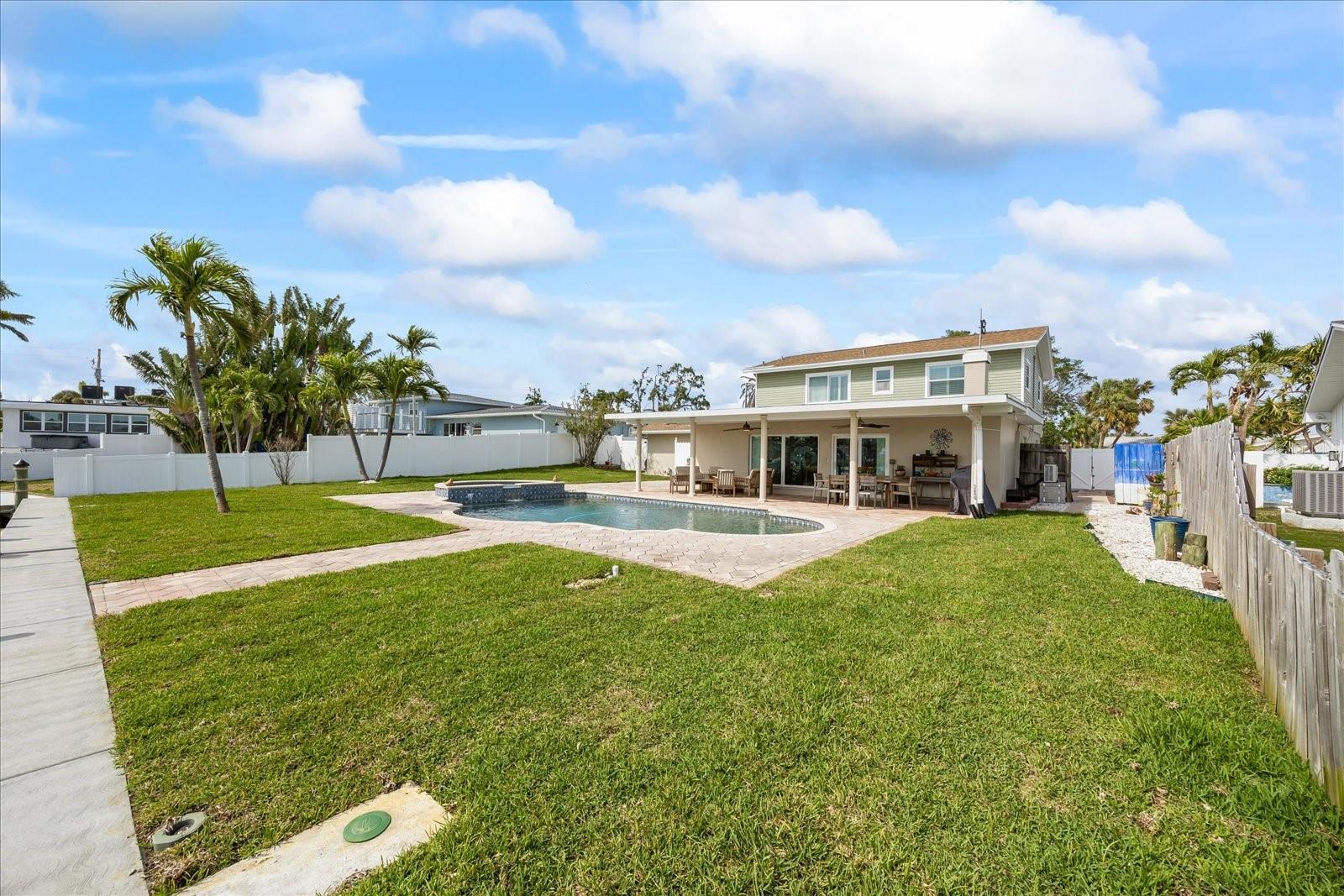 7886 9TH AVE S, ST PETERSBURG, FL, 33707