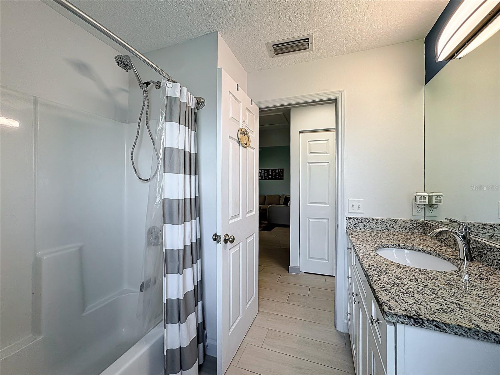 1125 19TH ST SW, VERO BEACH, FL, 32962
