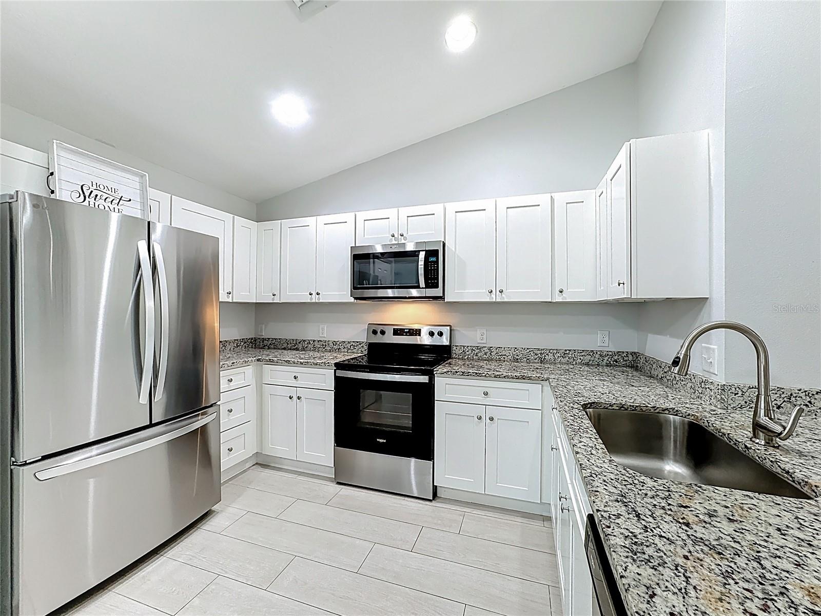 1125 19TH ST SW, VERO BEACH, FL, 32962