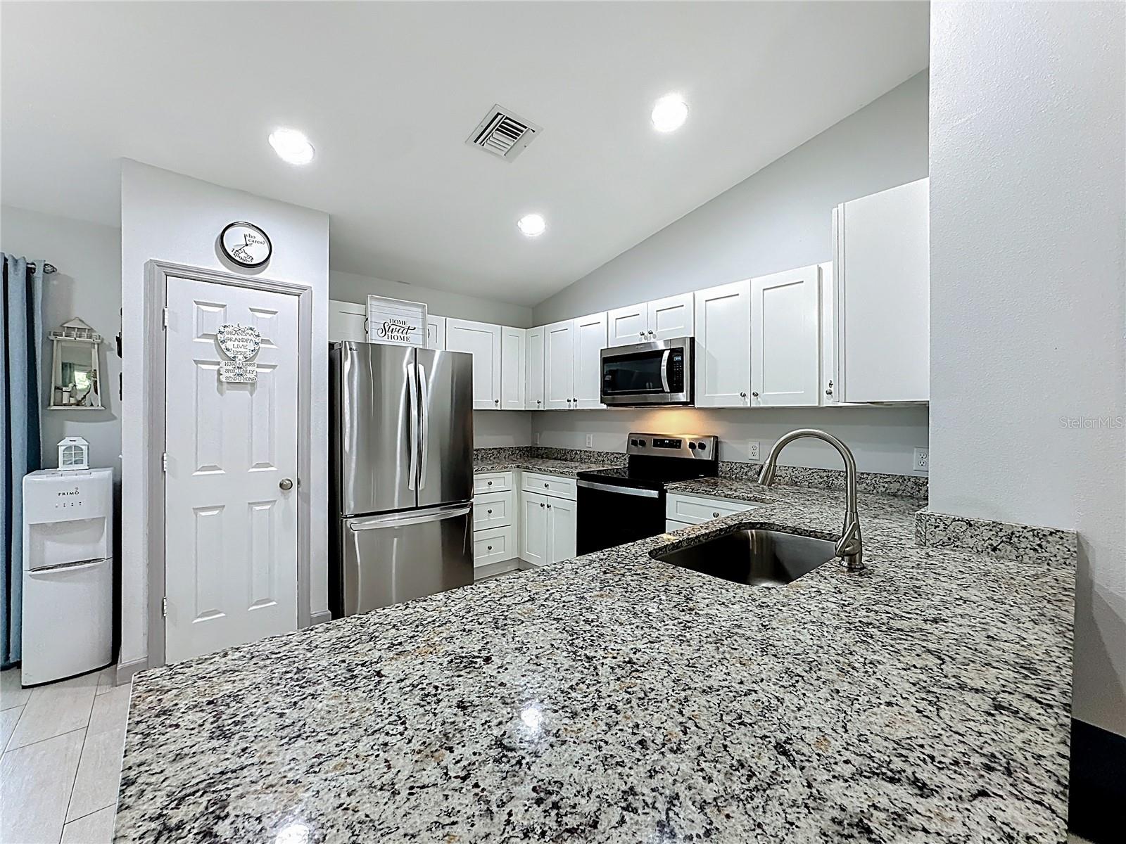 1125 19TH ST SW, VERO BEACH, FL, 32962