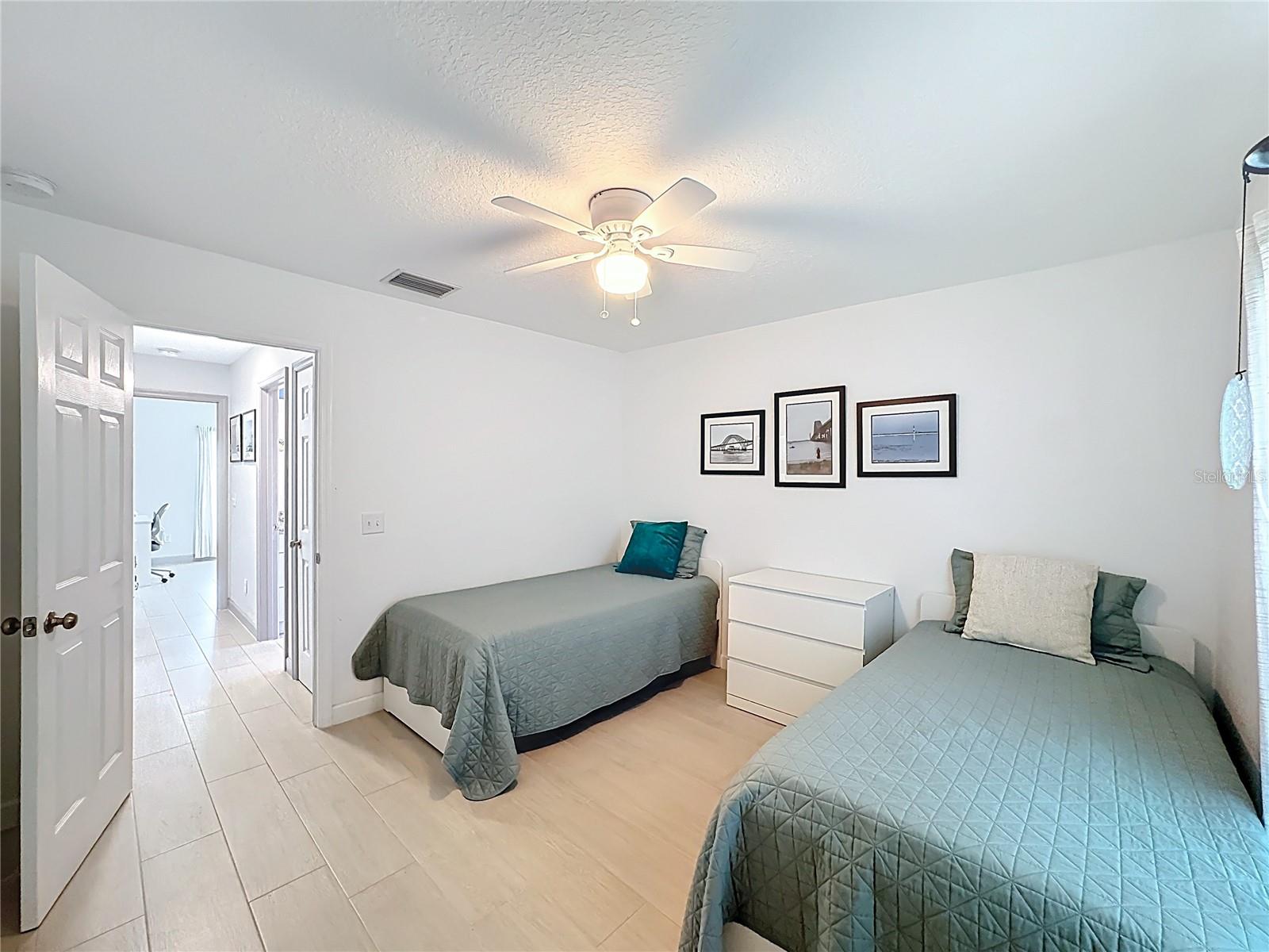 1125 19TH ST SW, VERO BEACH, FL, 32962