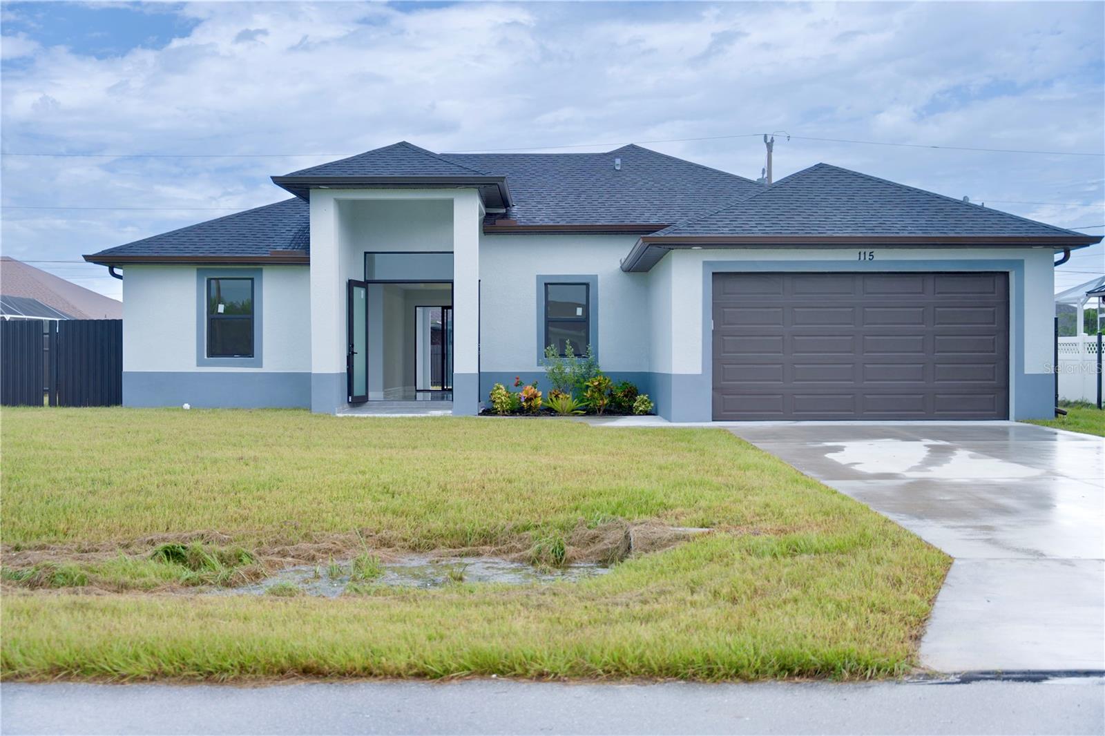 2220 NE 9TH PL, CAPE CORAL, FL, 33909