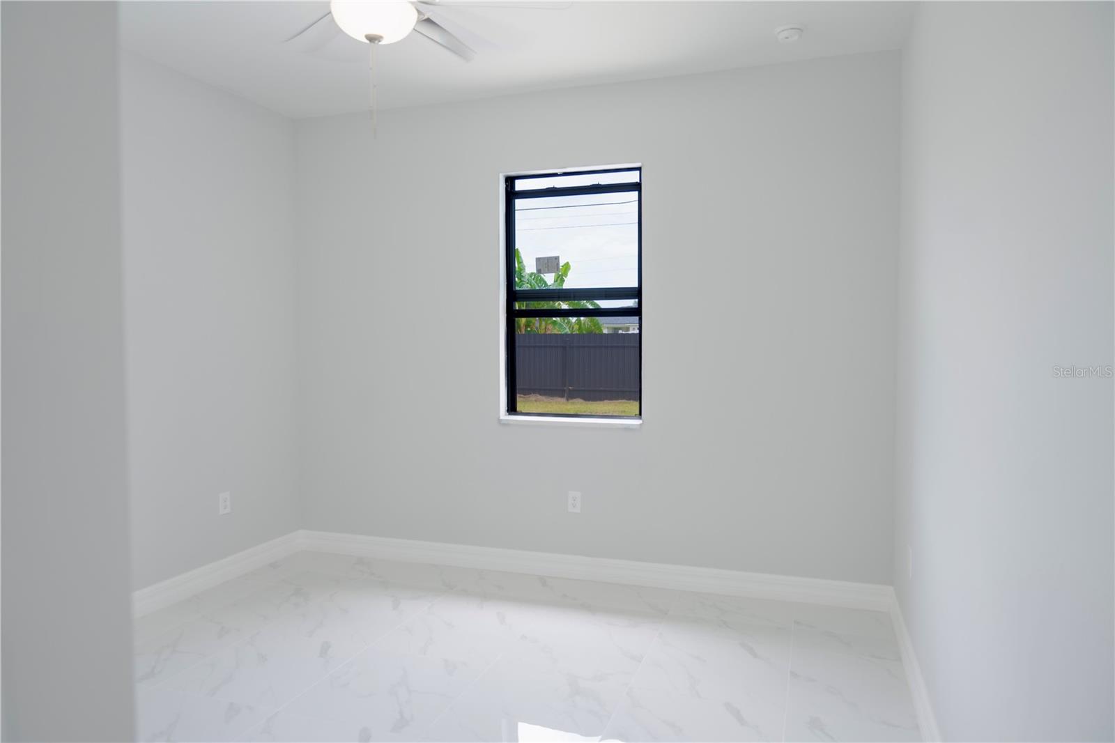 2220 NE 9TH PL, CAPE CORAL, FL, 33909