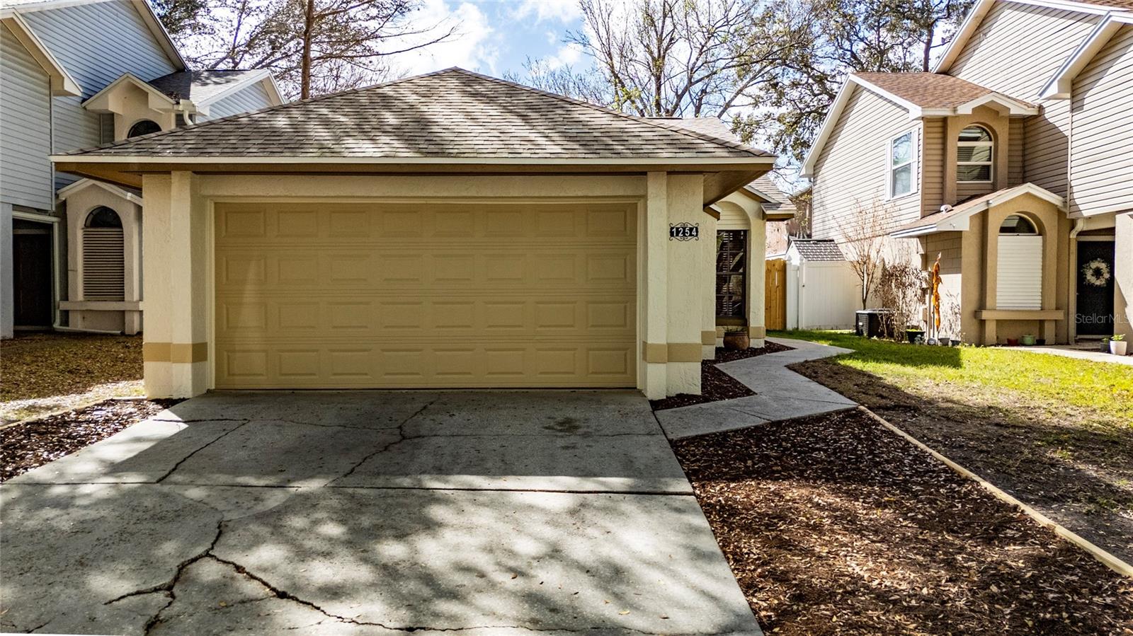 1254 INDIAN BLUFF DR, APOPKA, FL, 32703