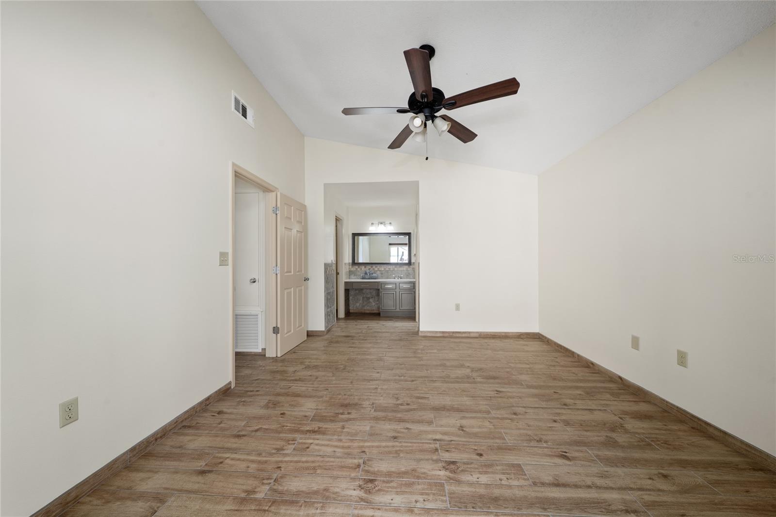 1254 INDIAN BLUFF DR, APOPKA, FL, 32703