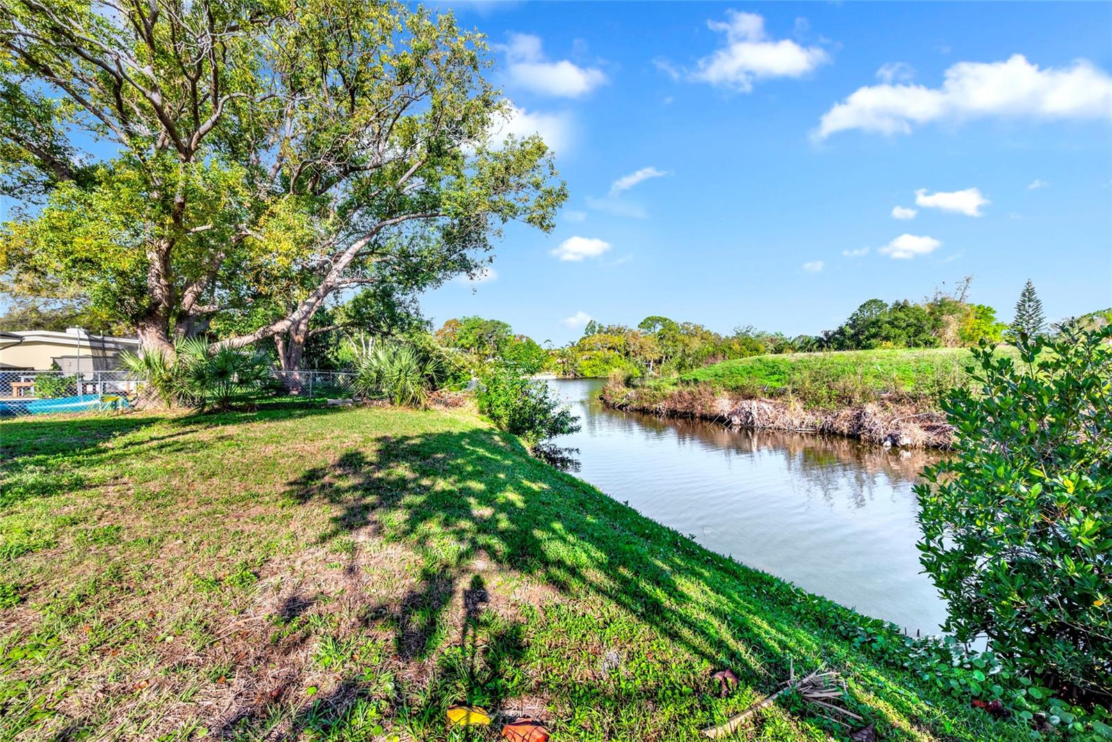 124 CRYSTAL BEACH AVE, CRYSTAL BEACH, FL, 34681