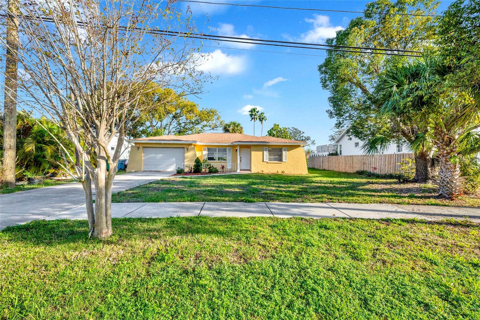 124 CRYSTAL BEACH AVE, CRYSTAL BEACH, FL, 34681