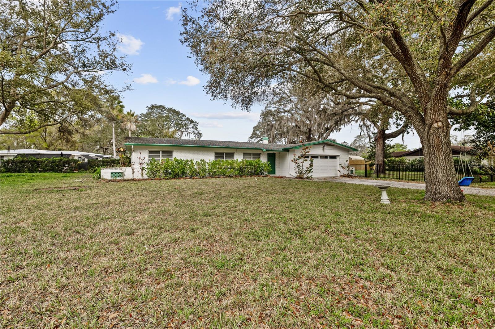 12902 FOREST HILLS DR, TAMPA, FL, 33612