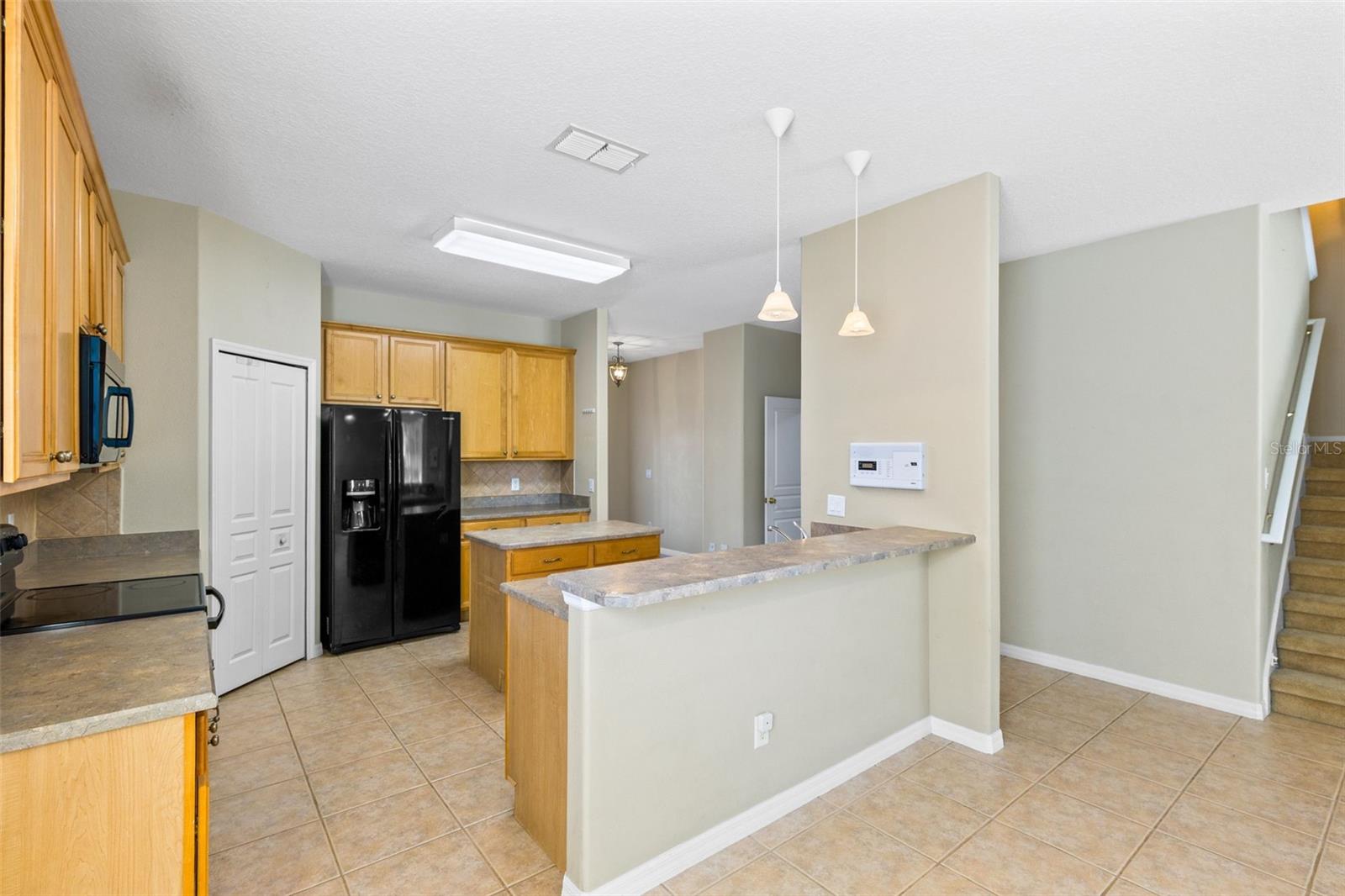 6658 LAKE PEMBROKE PL, ORLANDO, FL, 32829