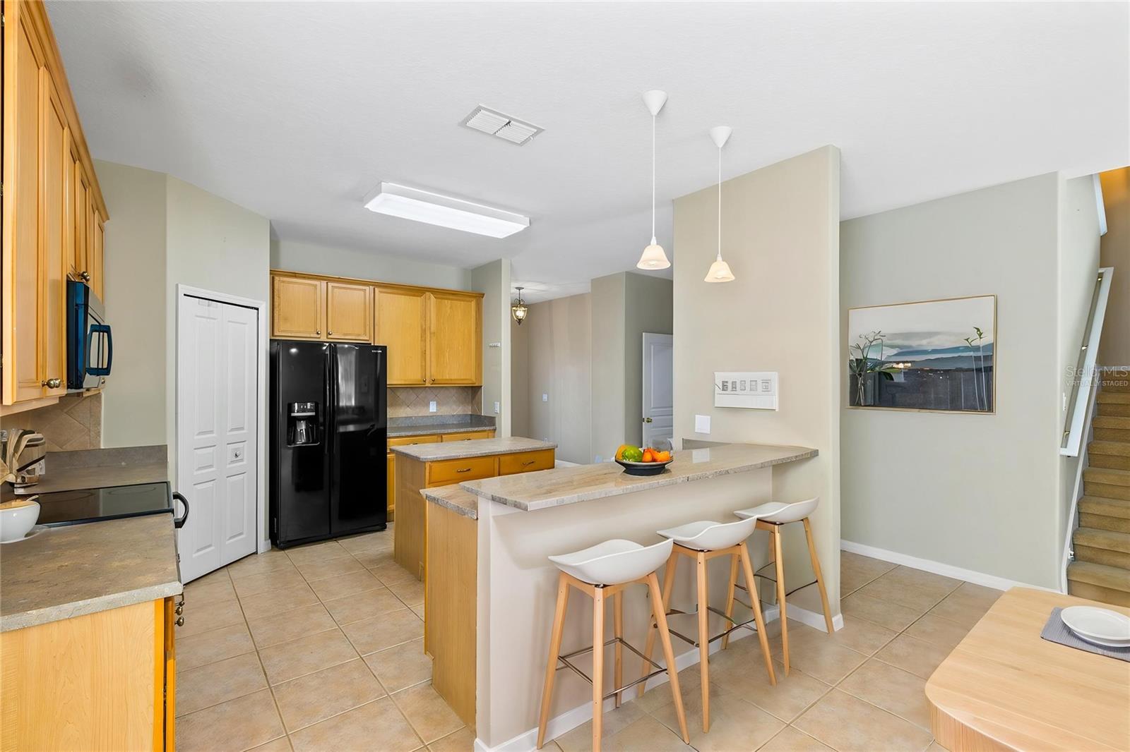 6658 LAKE PEMBROKE PL, ORLANDO, FL, 32829