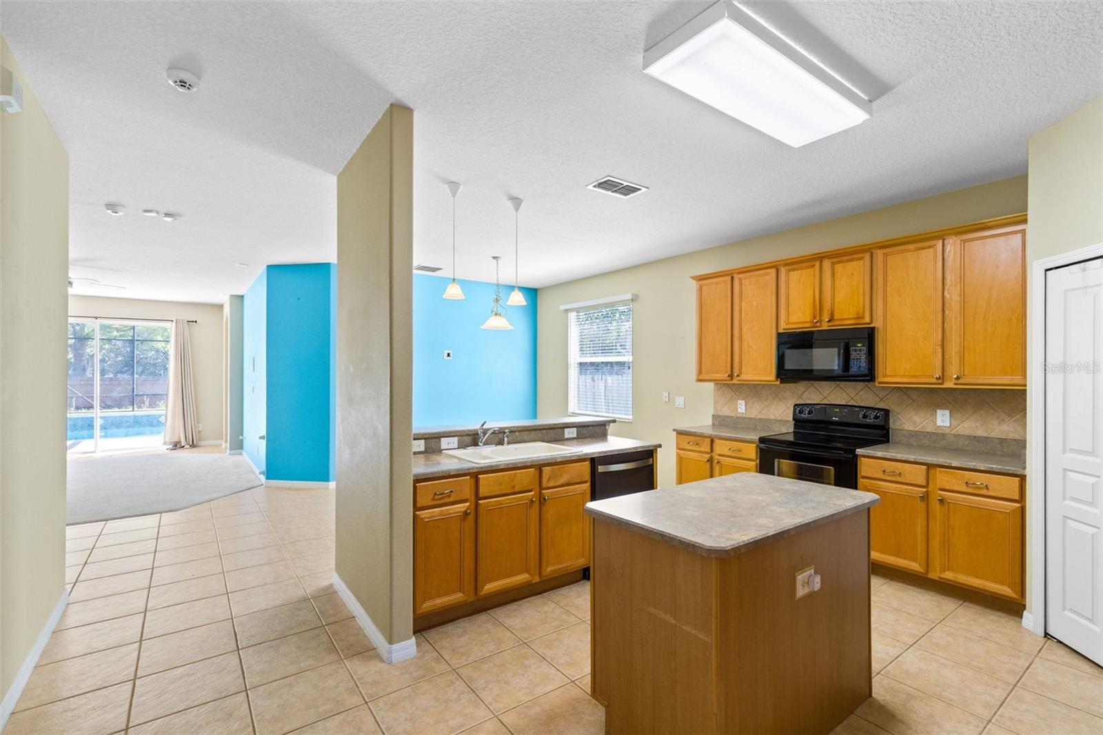 6658 LAKE PEMBROKE PL, ORLANDO, FL, 32829