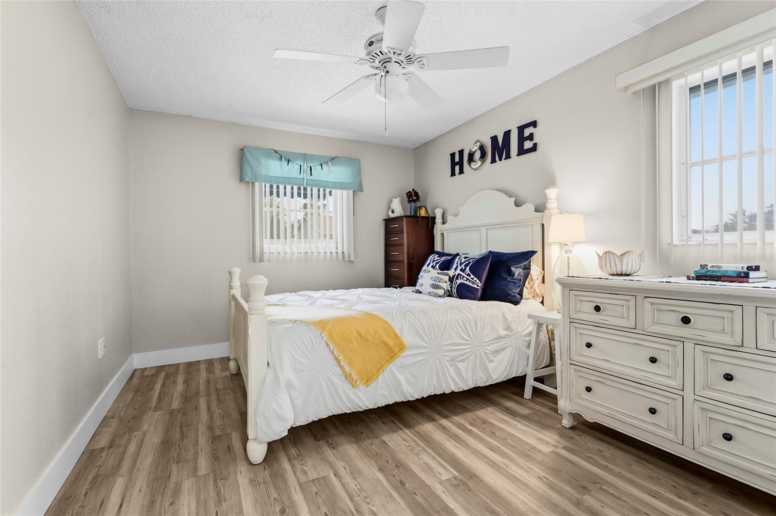 7320 MEADOWBROOK DR, SARASOTA, FL, 34243