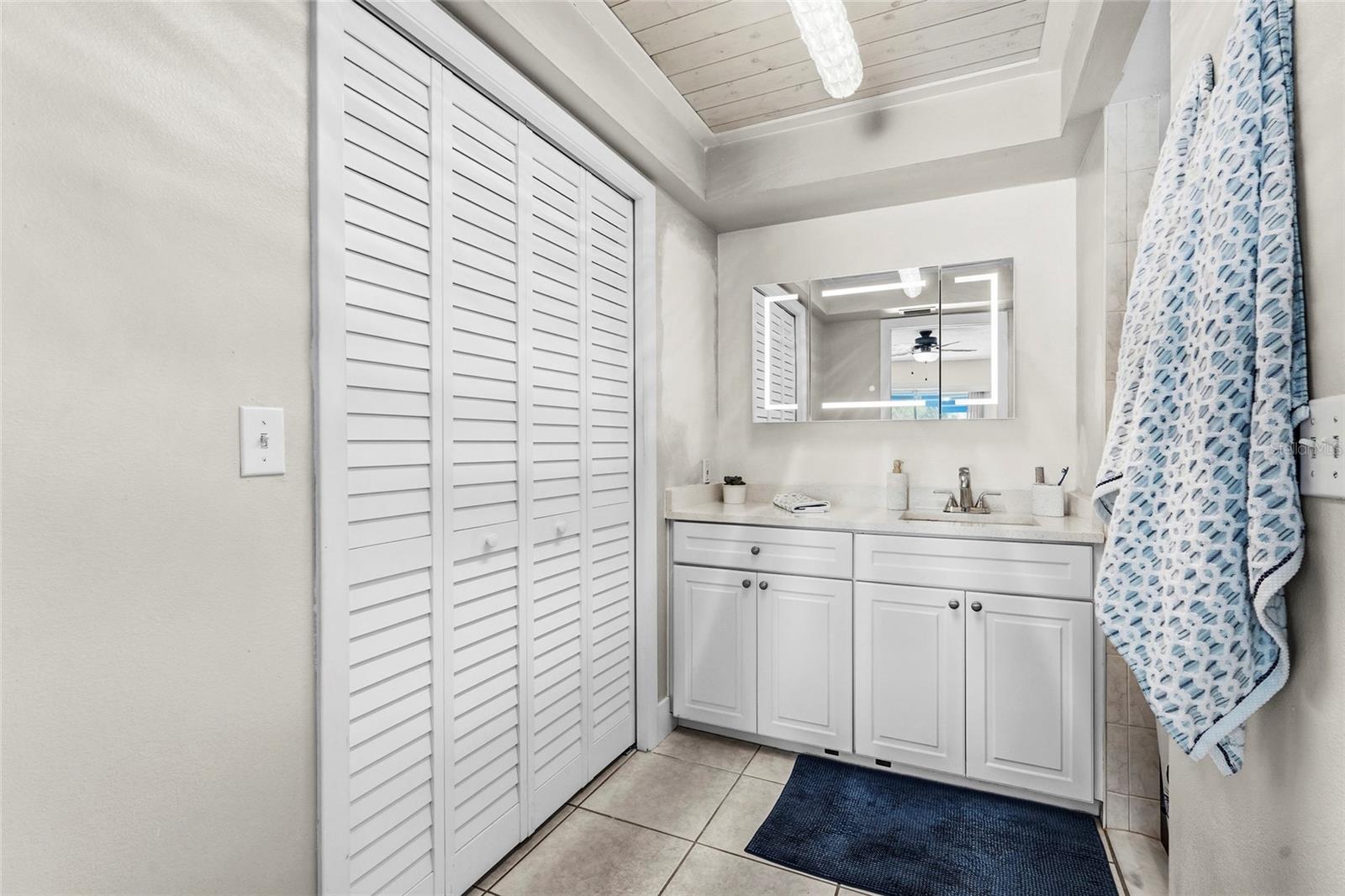 7320 MEADOWBROOK DR, SARASOTA, FL, 34243