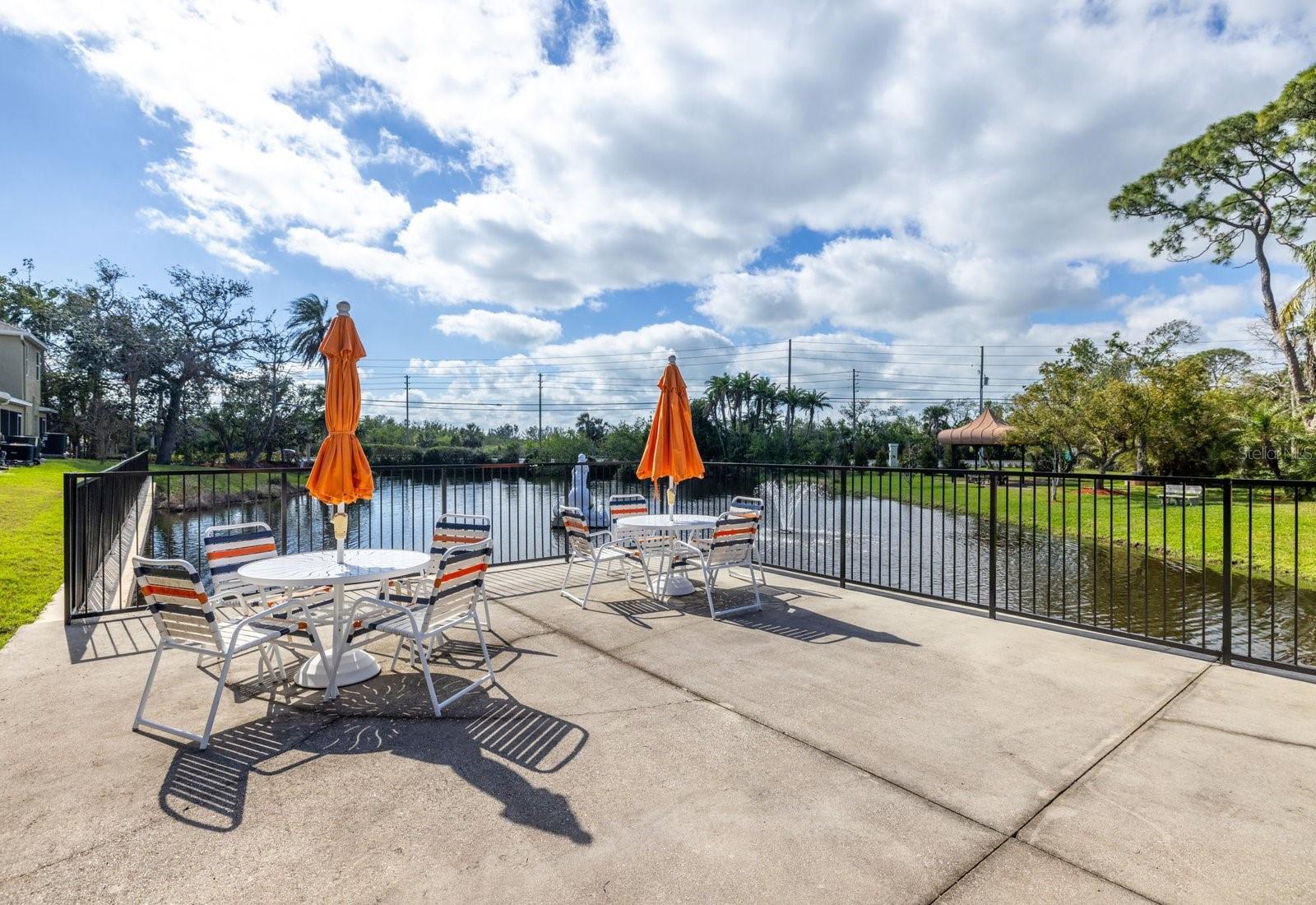 11231 KAPOK GRAND CIR, ST PETERSBURG, FL, 33708