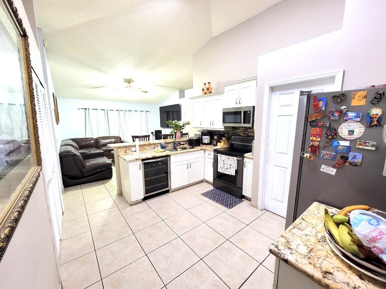 1946 EXCALIBUR DR, ORLANDO, FL, 32822