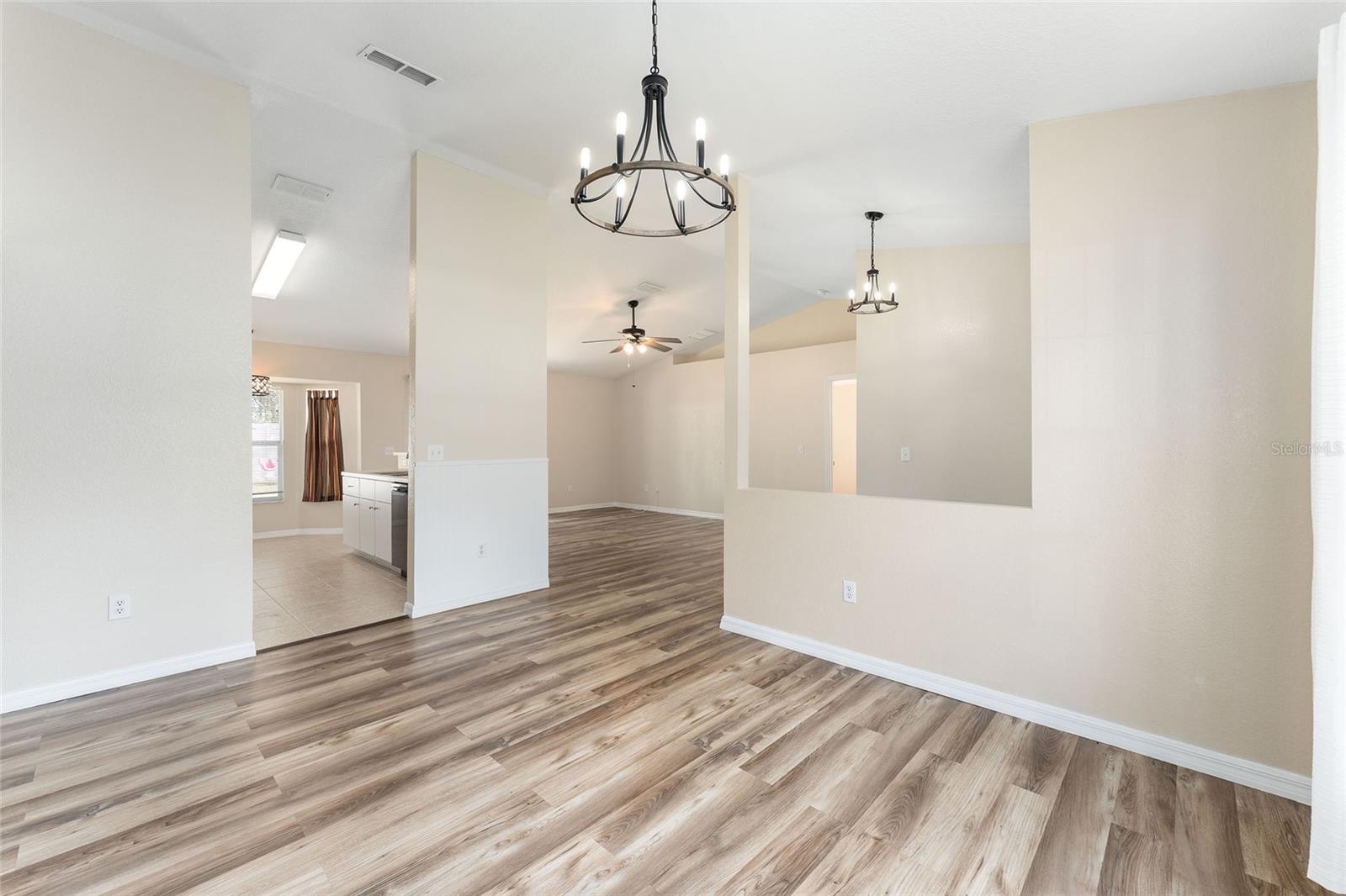 107 DOGWOOD DR, OCALA, FL, 34472