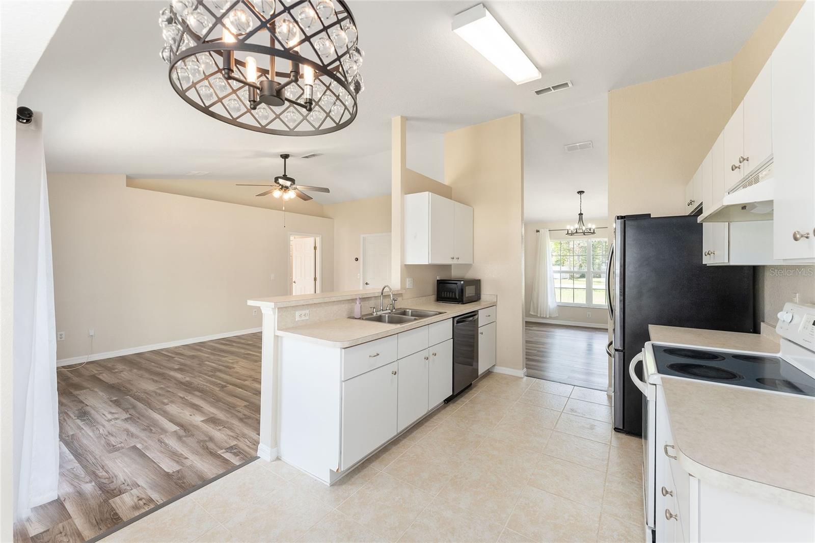 107 DOGWOOD DR, OCALA, FL, 34472