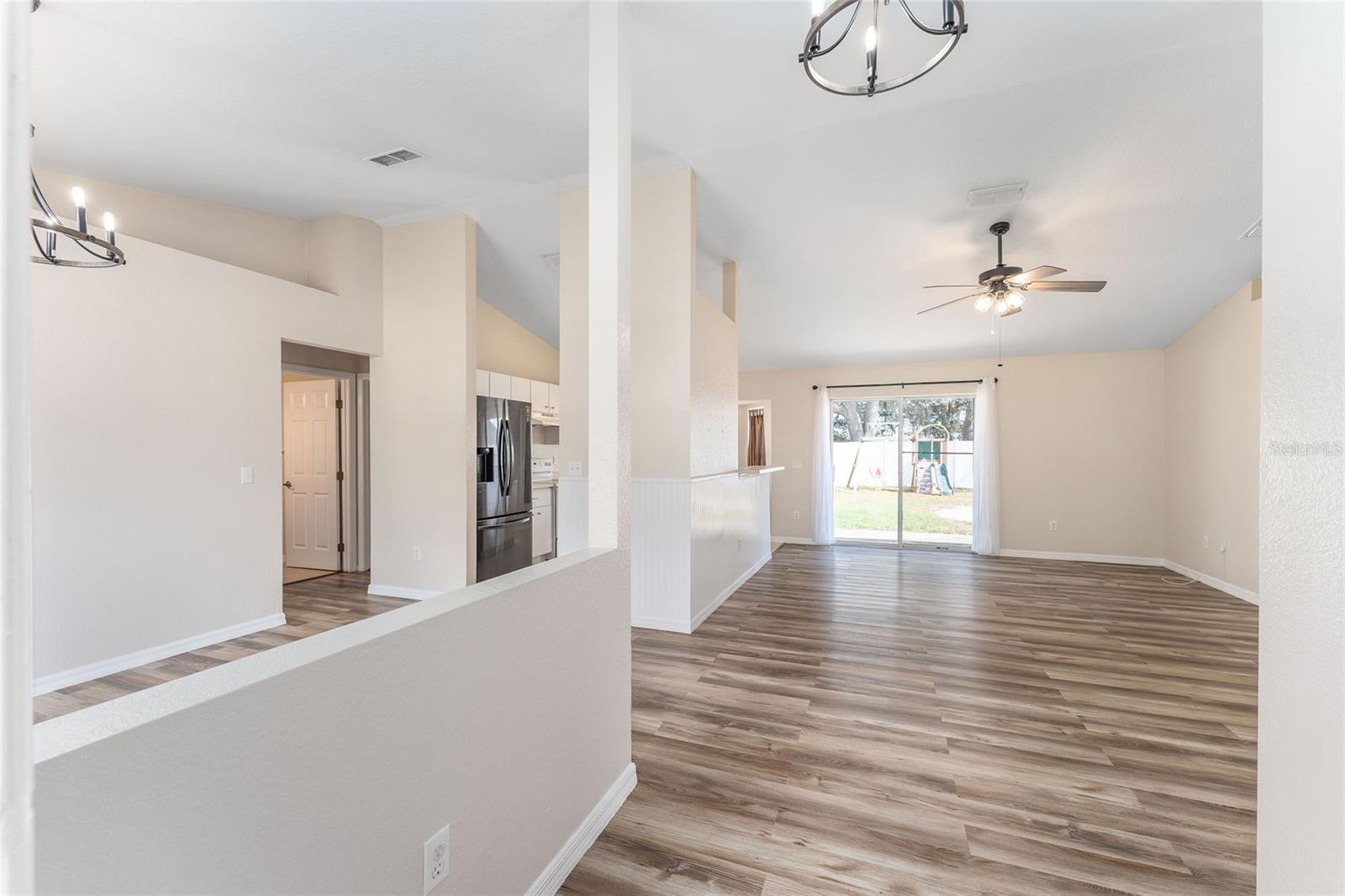 107 DOGWOOD DR, OCALA, FL, 34472