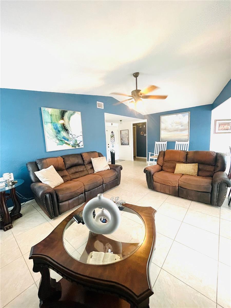 9608 ELGIN CT, TAMPA, FL, 33615