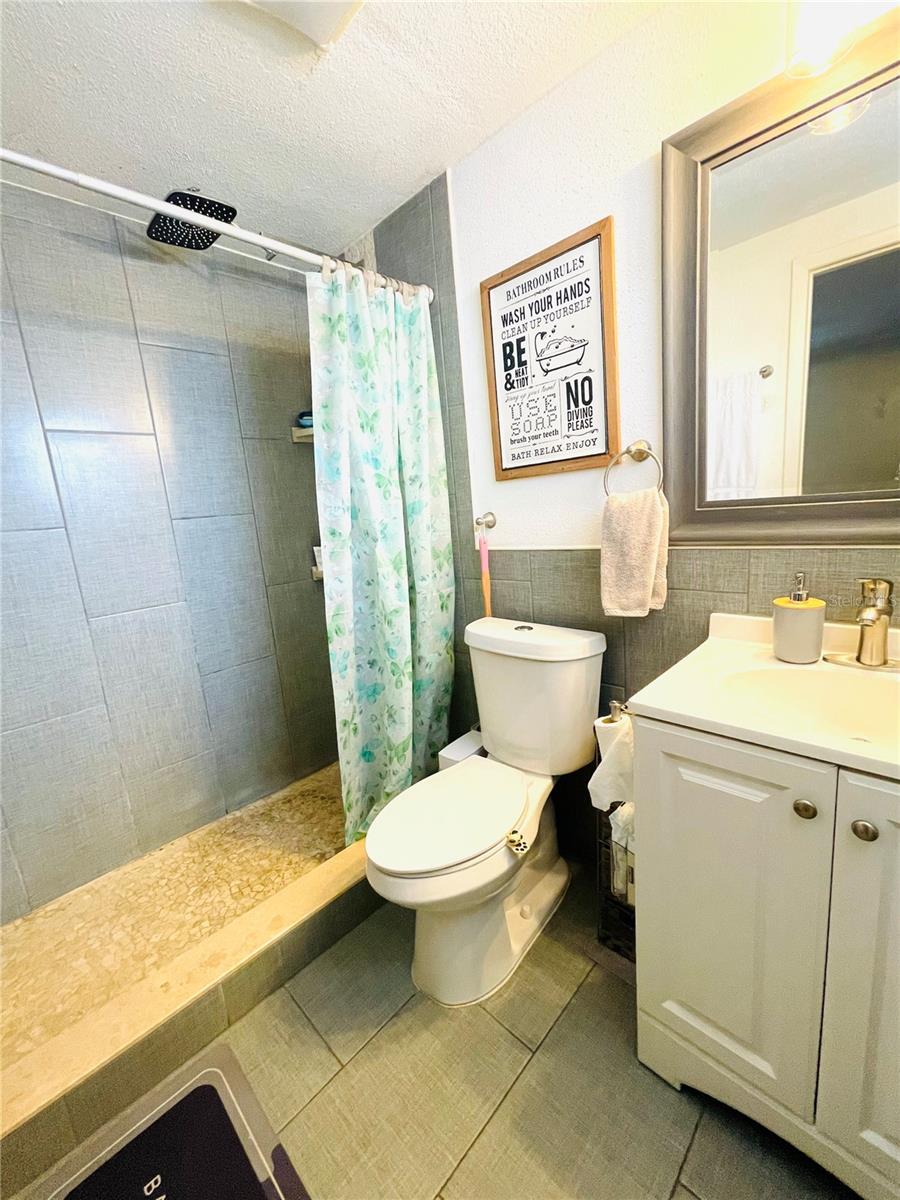 9608 ELGIN CT, TAMPA, FL, 33615