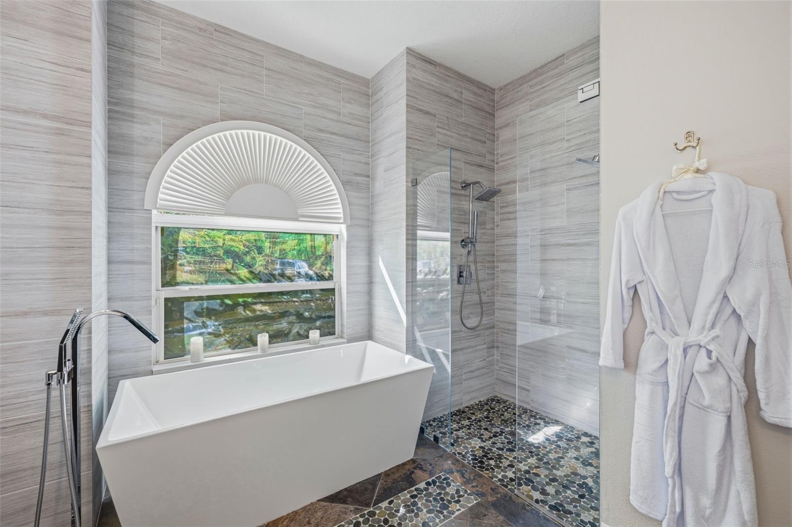 4103 HERITAGE LAKE CT, LUTZ, FL, 33558
