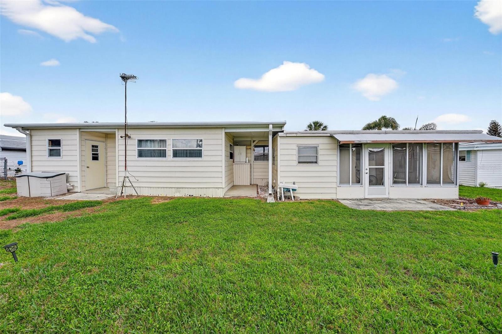 11914 HICKORY LN, TAVARES, FL, 32778