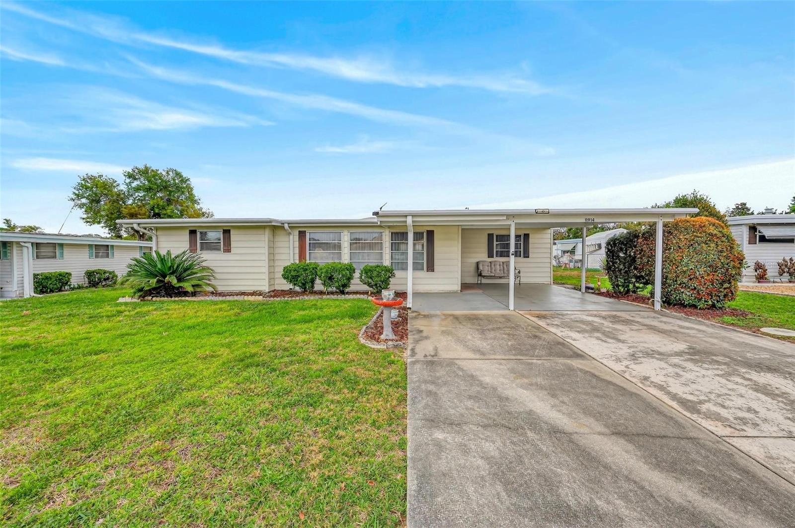 11914 HICKORY LN, TAVARES, FL, 32778