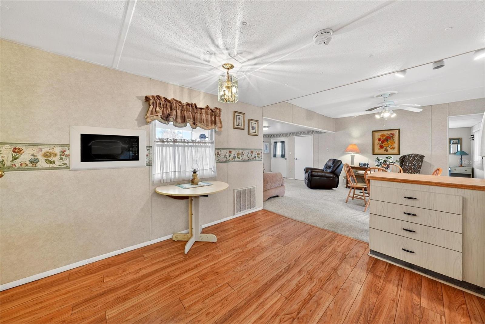 11914 HICKORY LN, TAVARES, FL, 32778