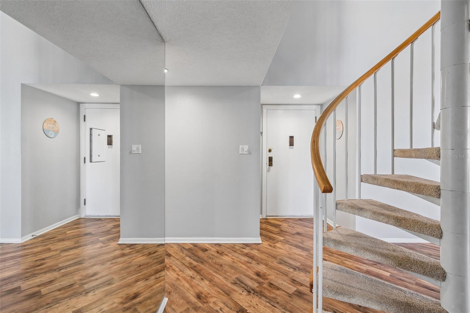 6263 MIDNIGHT PASS RD #301, SARASOTA, FL, 34242