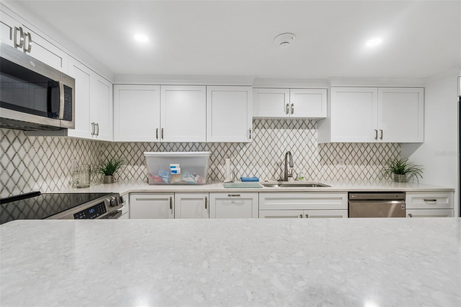 6263 MIDNIGHT PASS RD #301, SARASOTA, FL, 34242