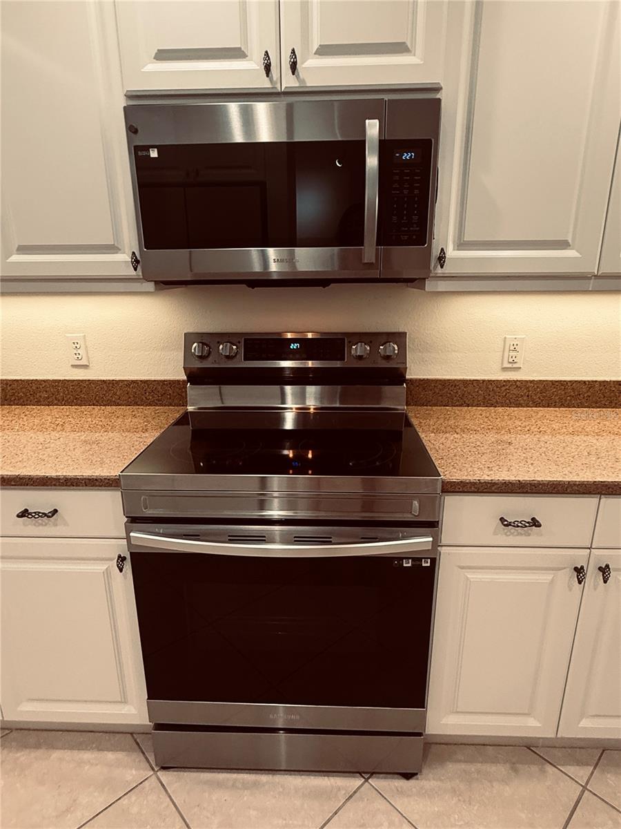 5647 KEY LARGO CT #C-07, BRADENTON, FL, 34203