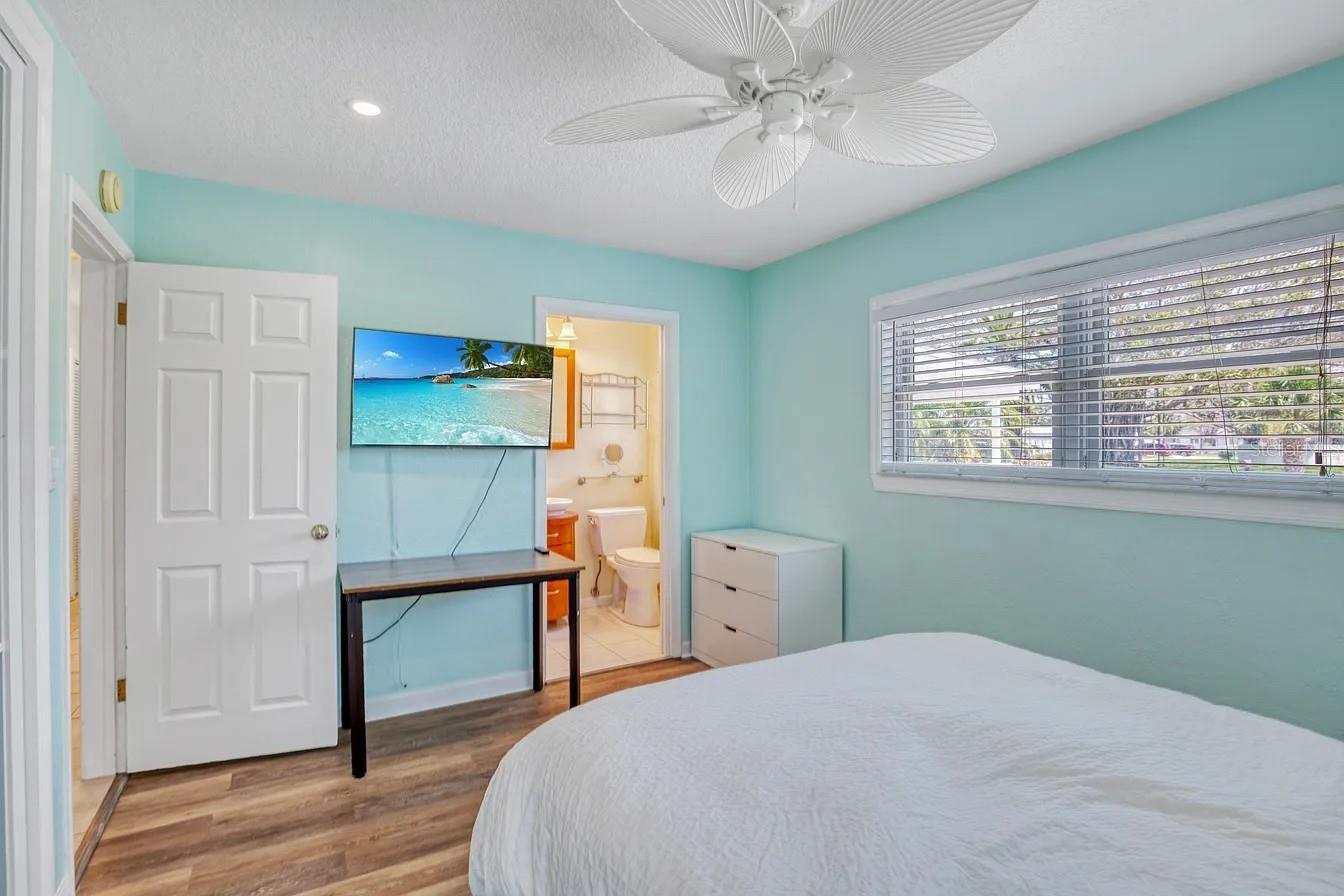 301 41ST AVE, ST PETE BEACH, FL, 33706