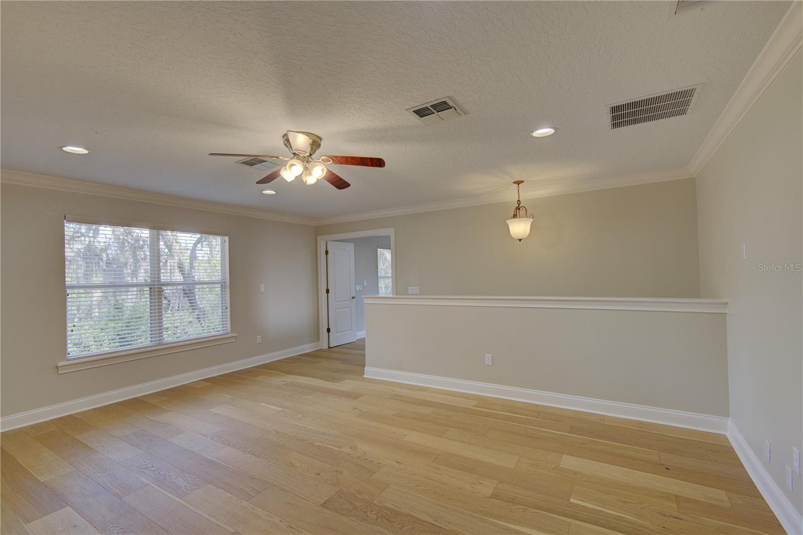 916 MILLS ESTATE PL, CHULUOTA, FL, 32766