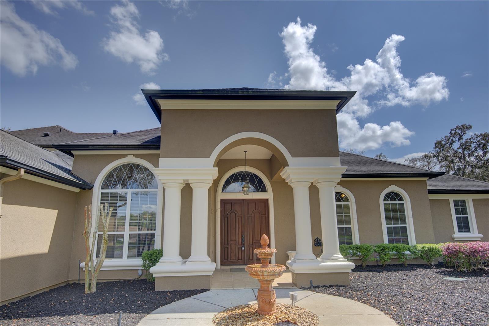 916 MILLS ESTATE PL, CHULUOTA, FL, 32766