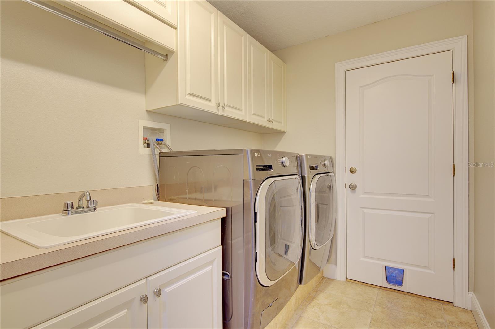 916 MILLS ESTATE PL, CHULUOTA, FL, 32766
