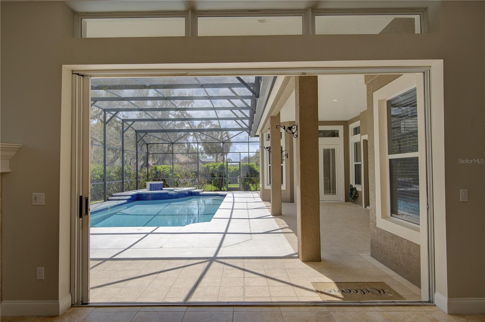 916 MILLS ESTATE PL, CHULUOTA, FL, 32766