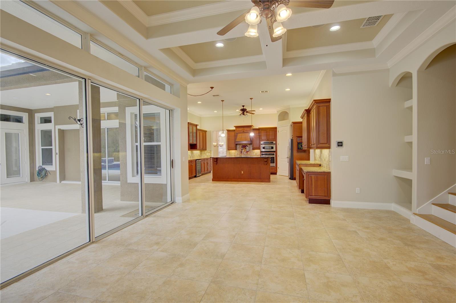 916 MILLS ESTATE PL, CHULUOTA, FL, 32766