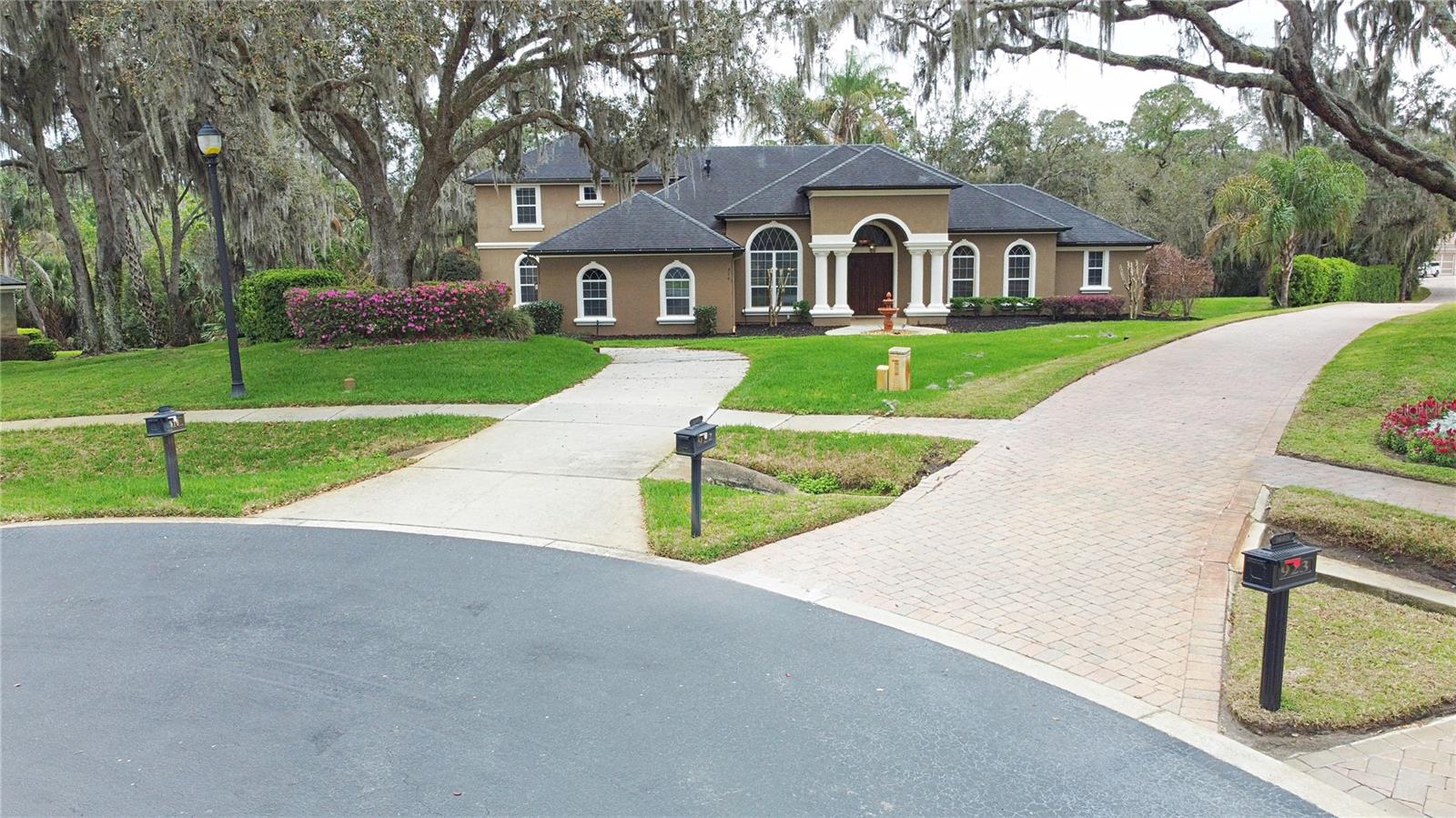 916 MILLS ESTATE PL, CHULUOTA, FL, 32766