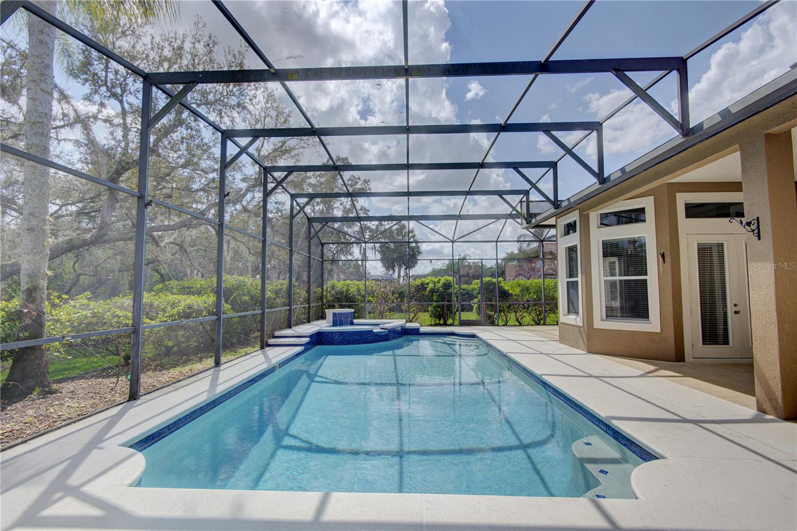 916 MILLS ESTATE PL, CHULUOTA, FL, 32766